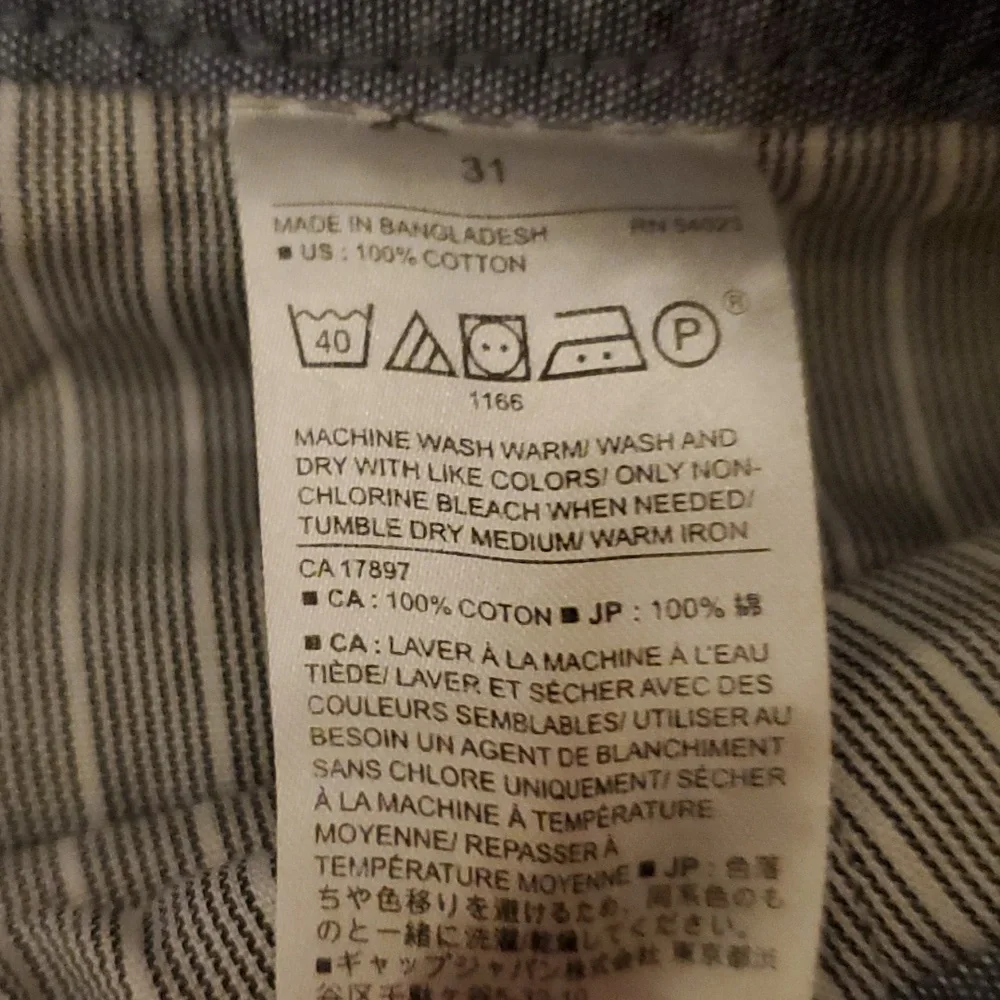 Banana Republic Aiden Men's Blue Khaki Pants - Size 31
